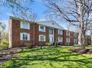 4701 Covington Rd APT 33, Fort Wayne, IN 46804