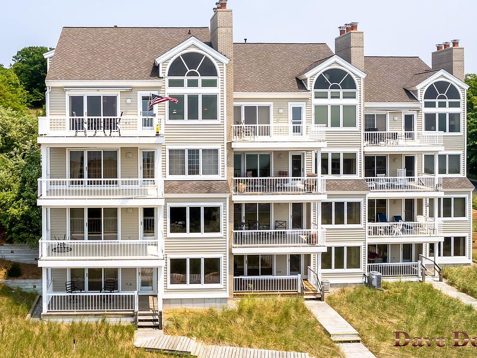 716 Spyglass Hl, Holland, MI 49424 MLS 23023458 Zillow