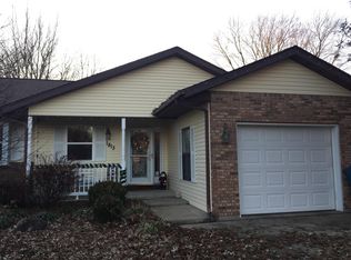 1813 Esic Dr, Edwardsville, IL 62025