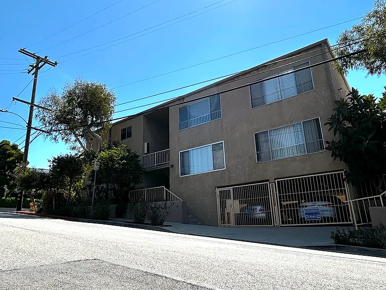 606 Raymond Ave #4 — Photo 1