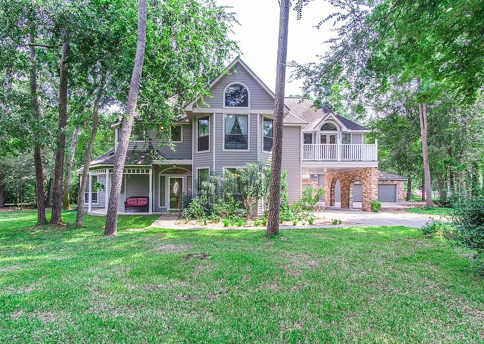 1st image of 12515 Park Forest Dr