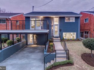 821 Decatur St NE, Washington, DC 20017