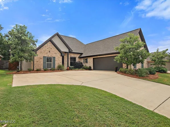 200 Grace Dr, Flowood, MS 39232