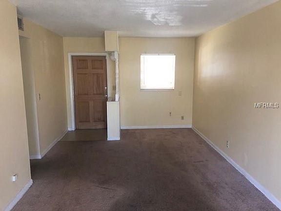 2nd image of 4506 Picadilly St