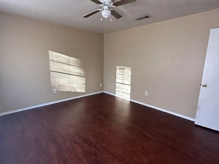 1315 Norris Dr — Photo 8