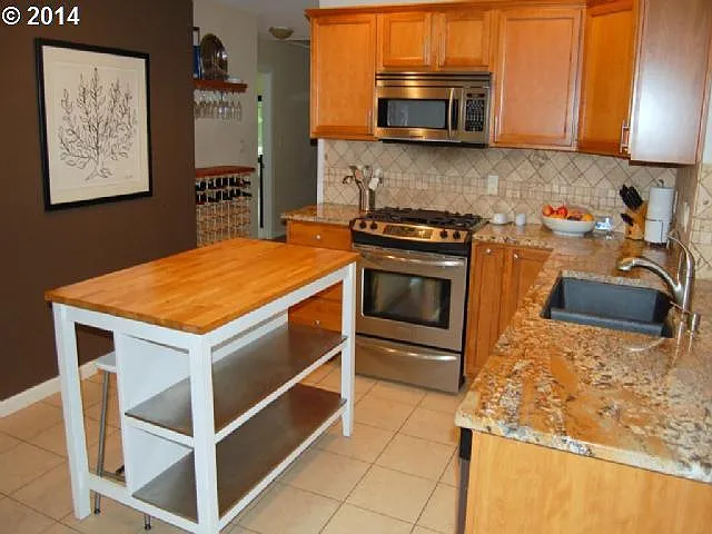 Spacious SW Portland Home — Photo 4