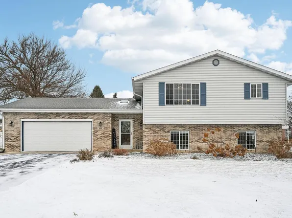 609 Colby Drive, Orfordville, WI 53576