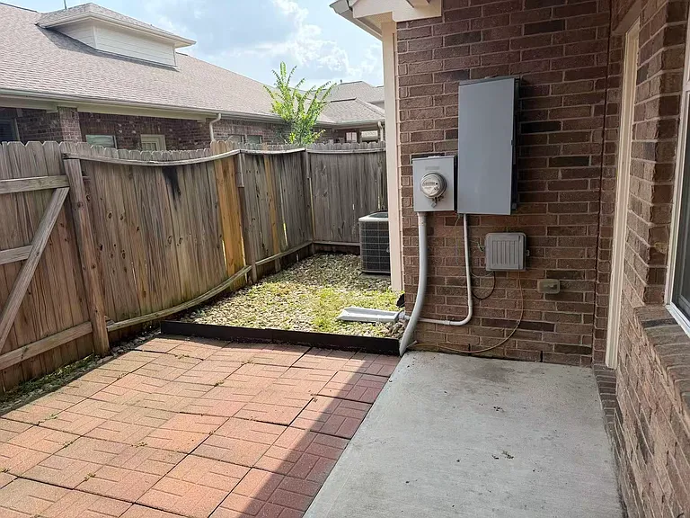 10507 Willow Park Grn — Photo 20