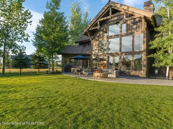 20 Winger Cir, Victor, ID 83455