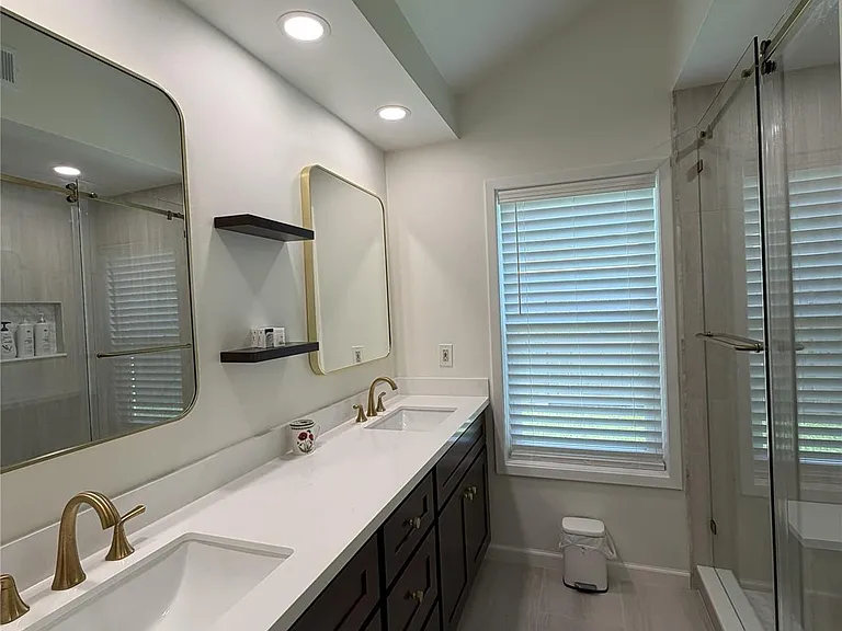 2211 Brook View Ln — Photo 8