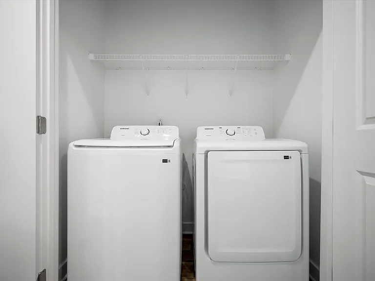 Barry West Townhomes — Photo 68