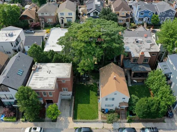 1233 W Draper St, Chicago, IL 60614