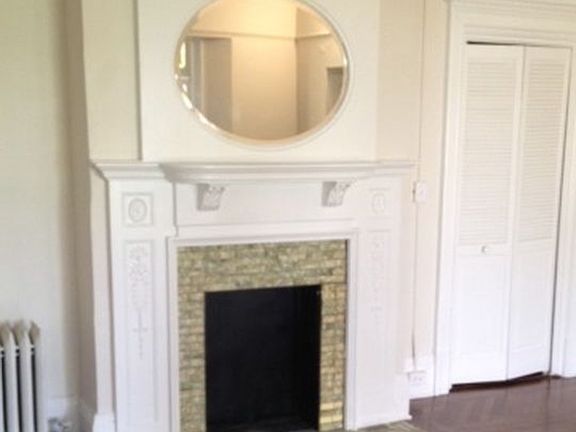 3rd image of 3 E Wall St APT 2