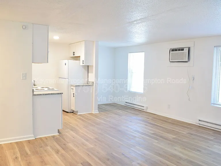 6249 Alexander St #F — Photo 4