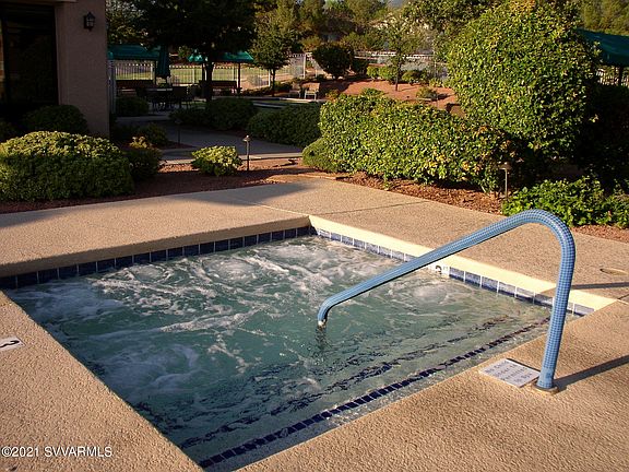 5th image of 1905 W Desert Willow Dr