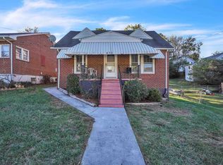 410 Draper Ave, Pulaski, VA 24301