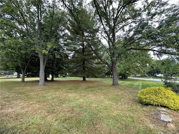 975 Treat Blvd, Tallmadge, OH 44278