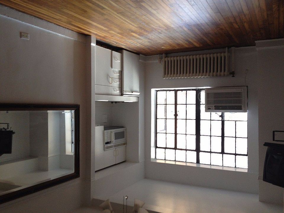 2nd image of 5 Tudor City Pl APT 1308