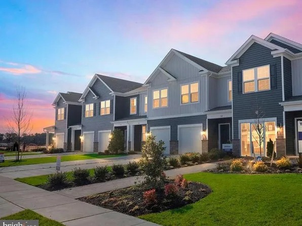 222 Hermosa Dr, Egg Harbor Township, NJ 08234