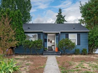 3126 SW 97th St, Seattle, WA 98126