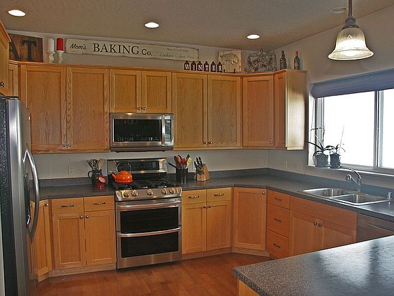 3rd image of 1352 Kelly Island Ct