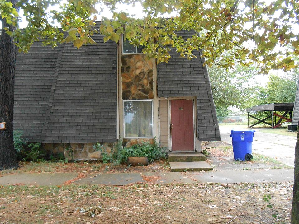 1st image of 1320 Northcliff Ave