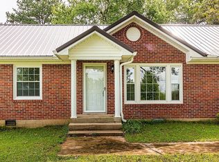 1083 Mattoxtown Rd, Lawrenceburg, TN 38464