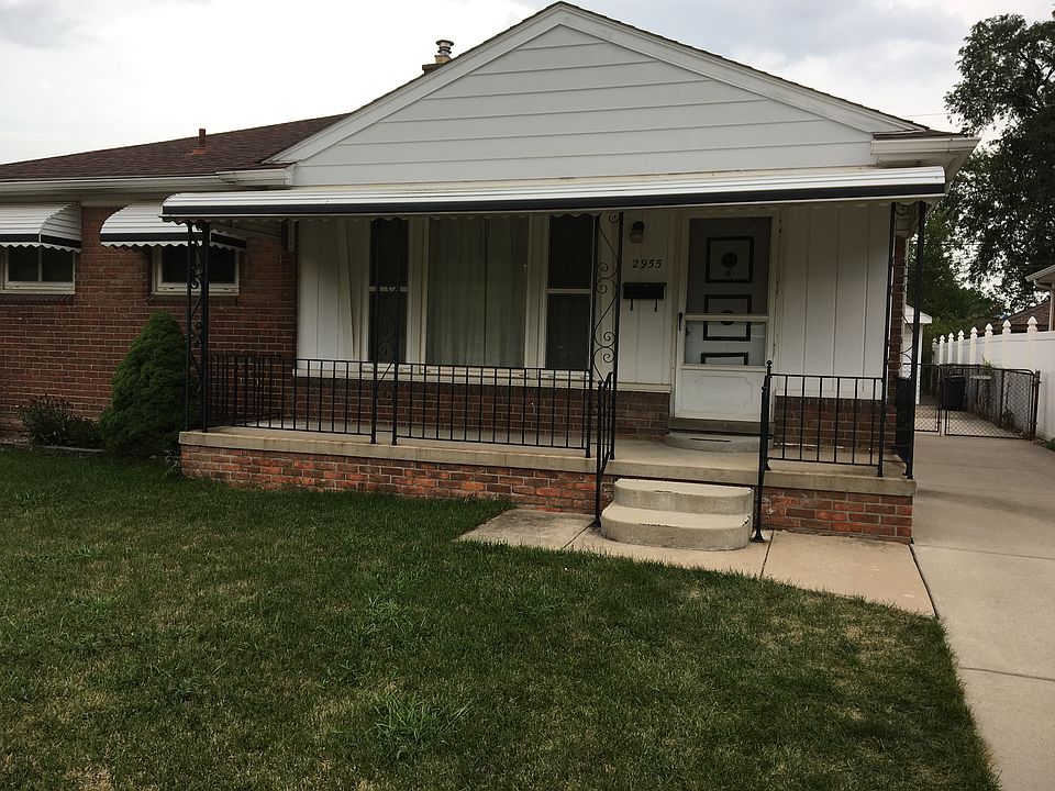 1st image of 2955 Green St