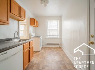 2440 W Rosemont Ave #N1, Chicago, IL 60659