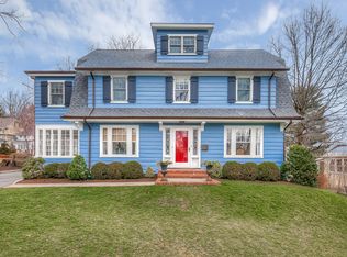 37 Roosevelt Rd, Maplewood, NJ 07040