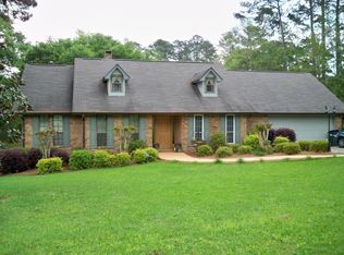32 Kimberley Dr, Laurel, MS 39440