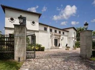 325 Cocoplum Rd #(228), Coral Gables, FL 33143