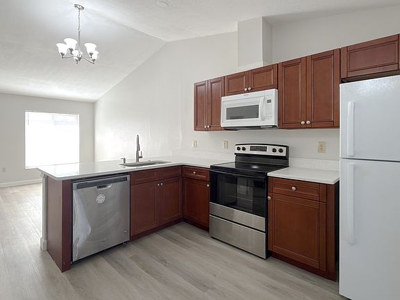 4th image of 2733 Coral Reef Dr #1