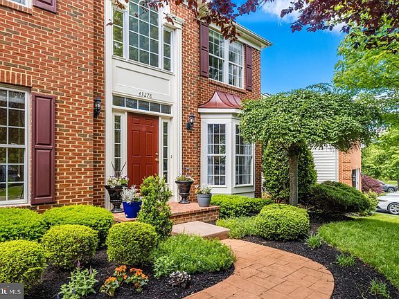 4th image of 43278 Lecroy Cir