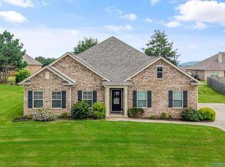 208 Dinner Tree Sq, Huntsville, AL 35811