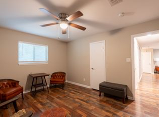 960 Springhill Dr, New Braunfels, TX 78130