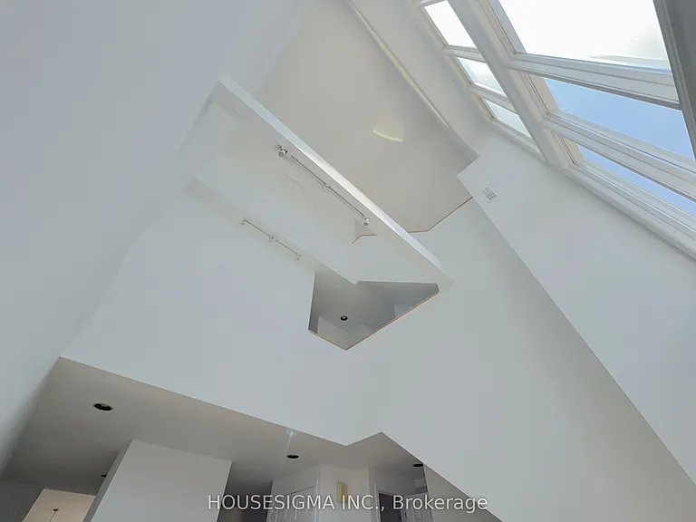 116 Cranbrooke Ave #MAIN — Photo 8