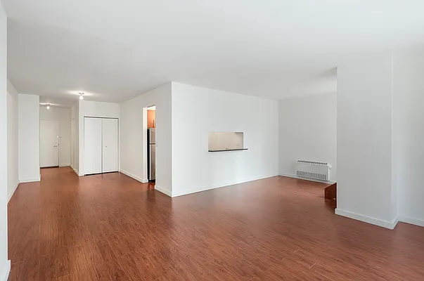 Rented by The Moinian Group | media 2