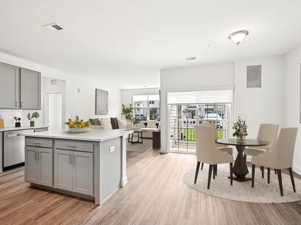 Laurel Green Apartments