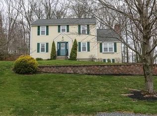 47 Woodridge Rd, Marlborough, MA 01752