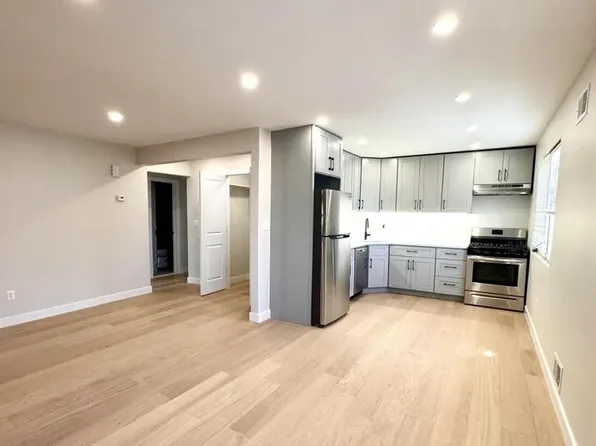 33 Gower Street image 1 of 8