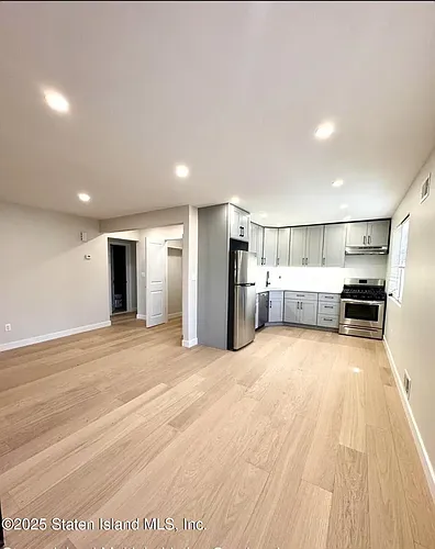 33 Gower St #1 Photo 1
