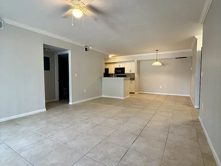 800 Boardwalk Dr #613-1-1 — Photo 4