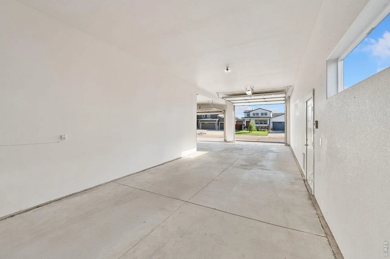 4 bed, 3463 sqft, $2,800 — Photo 3