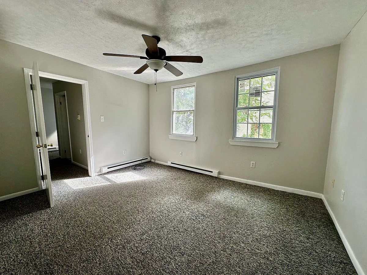 Building Photo - 2709 Josephine St #1