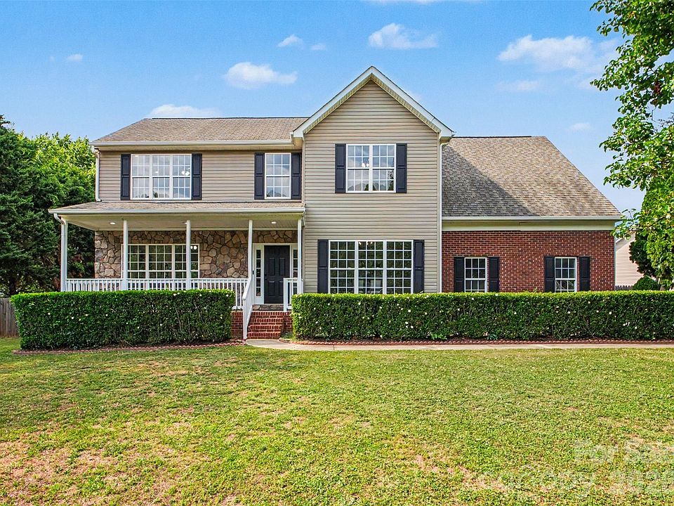 1st image of 2715 Thornburg Ct