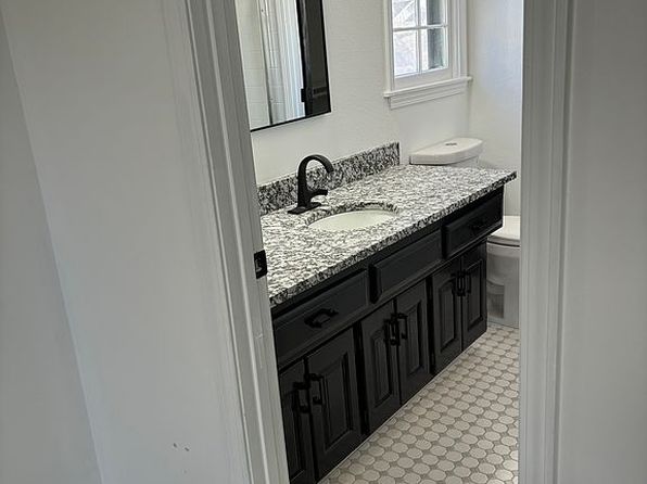 overland-park-kansas-75662995 picture