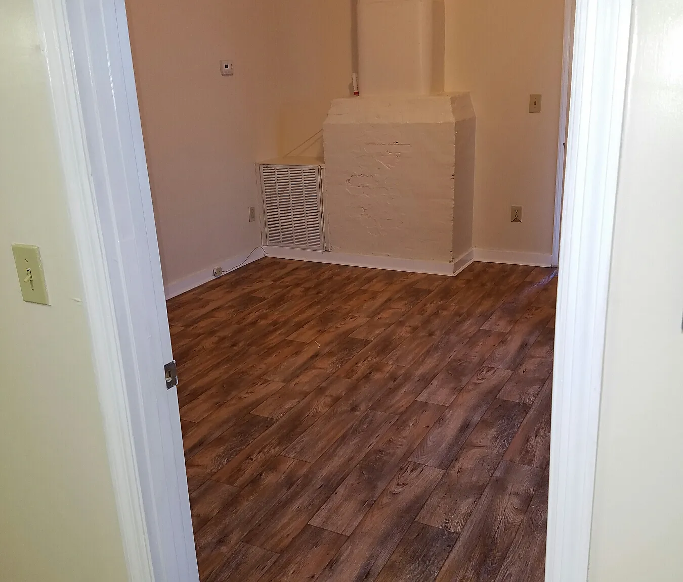 305-307 Abingdon Avenue, NW - 305 — Photo 2