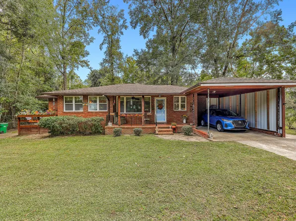 2 Mood Dr, Summerton, SC 29148