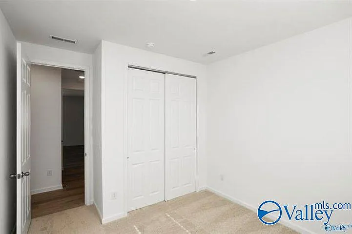 103 Cavern Ct — Photo 15